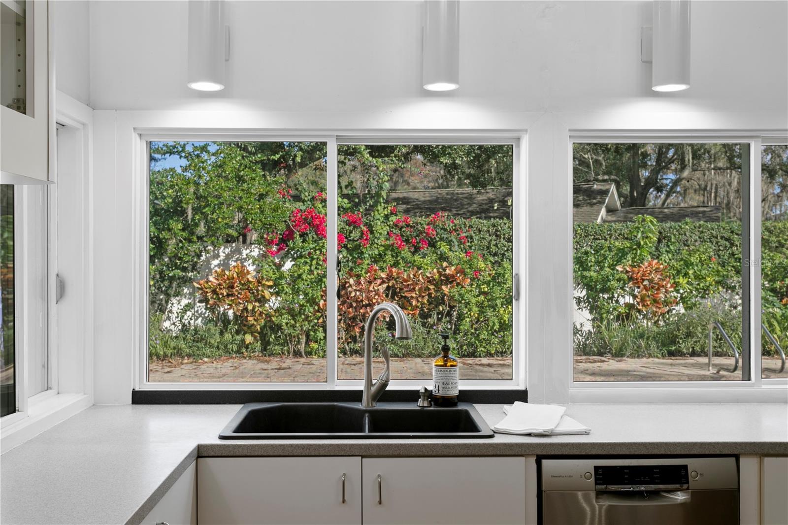 Image 34 of 76 For 12915 Golf Crest Terrace