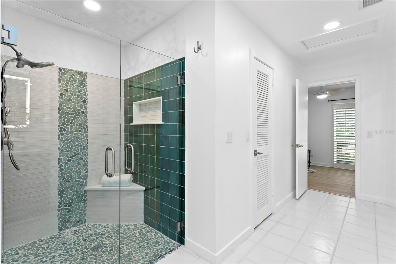 Image 42 of 76 For 12915 Golf Crest Terrace