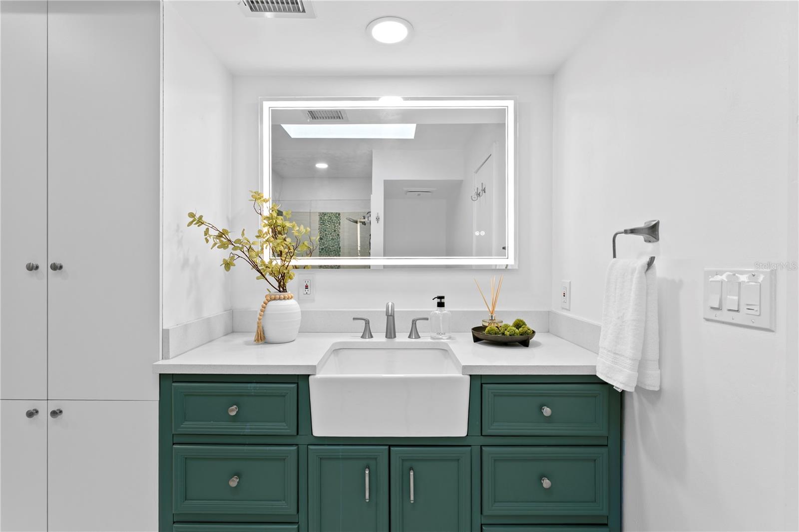 Image 43 of 76 For 12915 Golf Crest Terrace