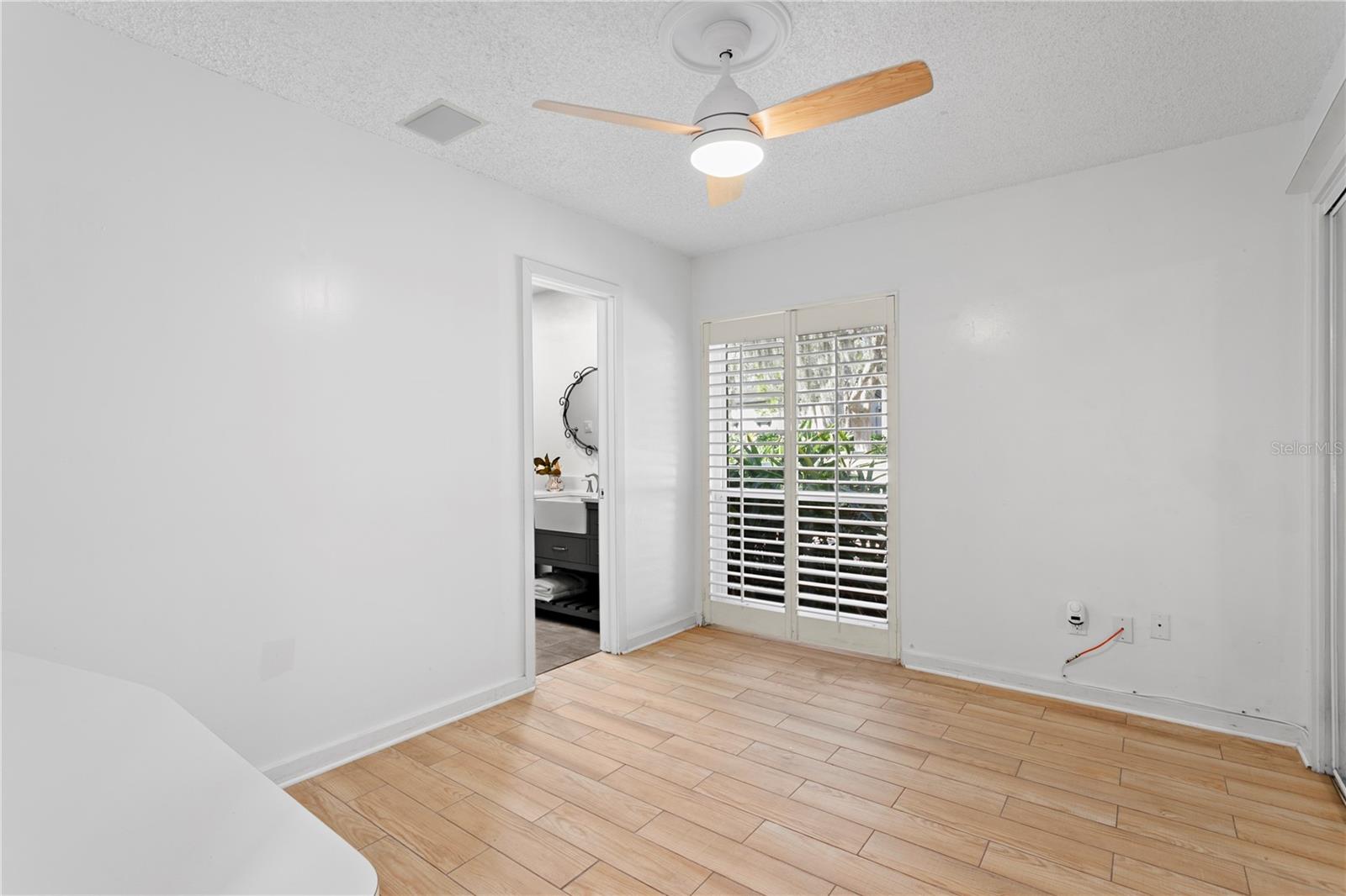 Image 47 of 76 For 12915 Golf Crest Terrace