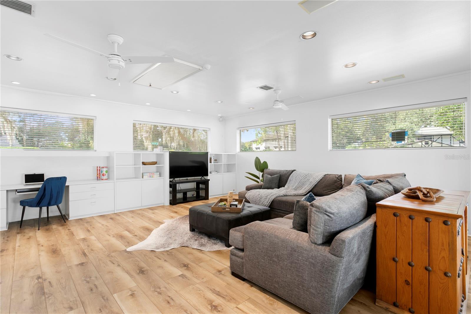 Image 5 of 76 For 12915 Golf Crest Terrace