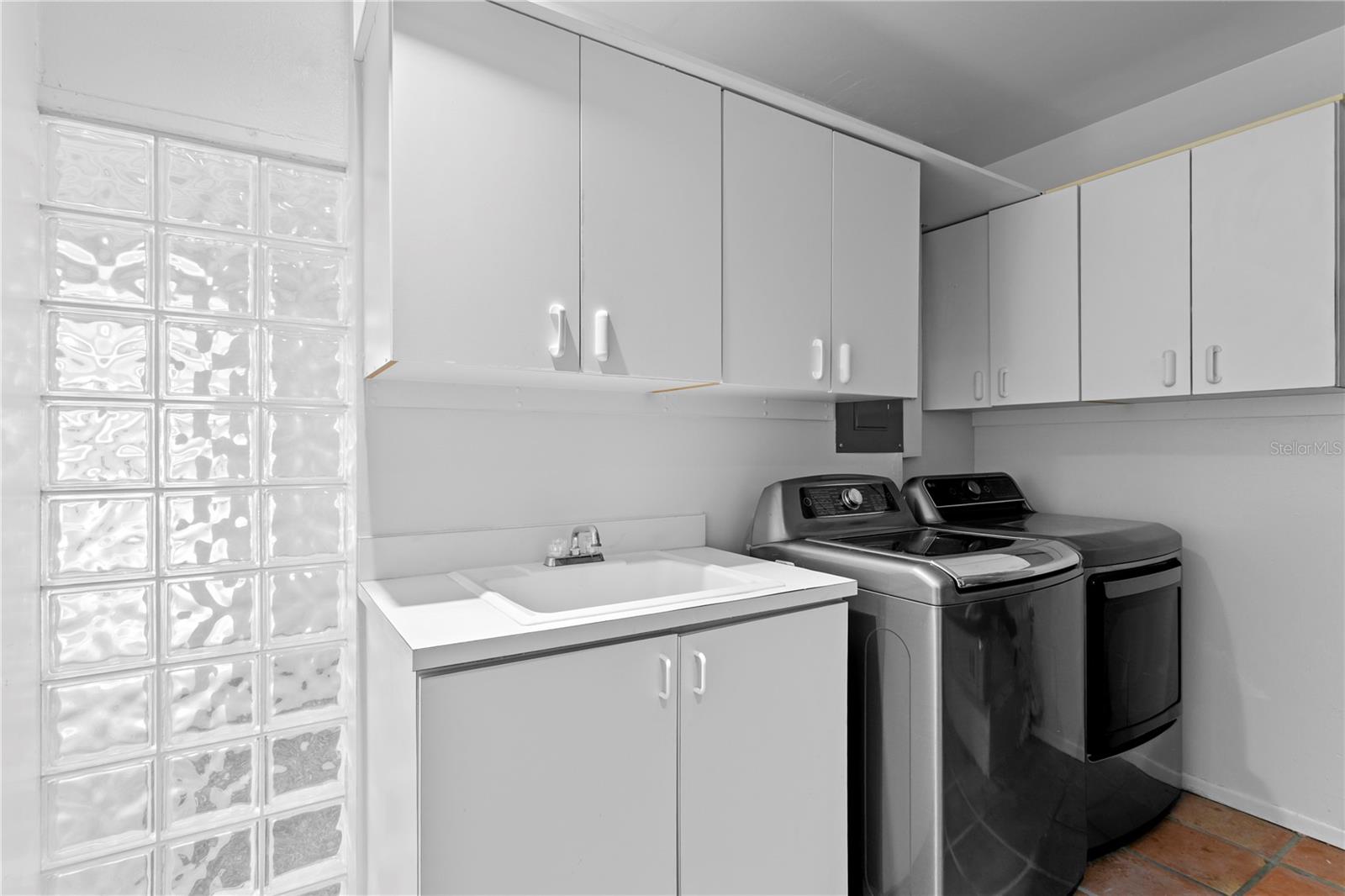 Image 53 of 76 For 12915 Golf Crest Terrace