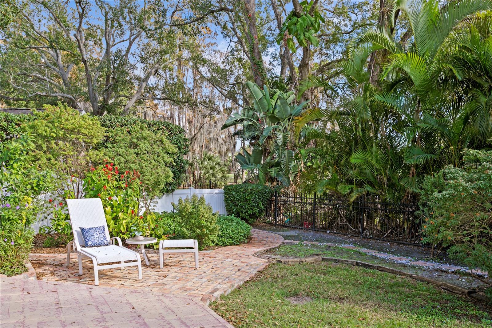 Image 60 of 76 For 12915 Golf Crest Terrace