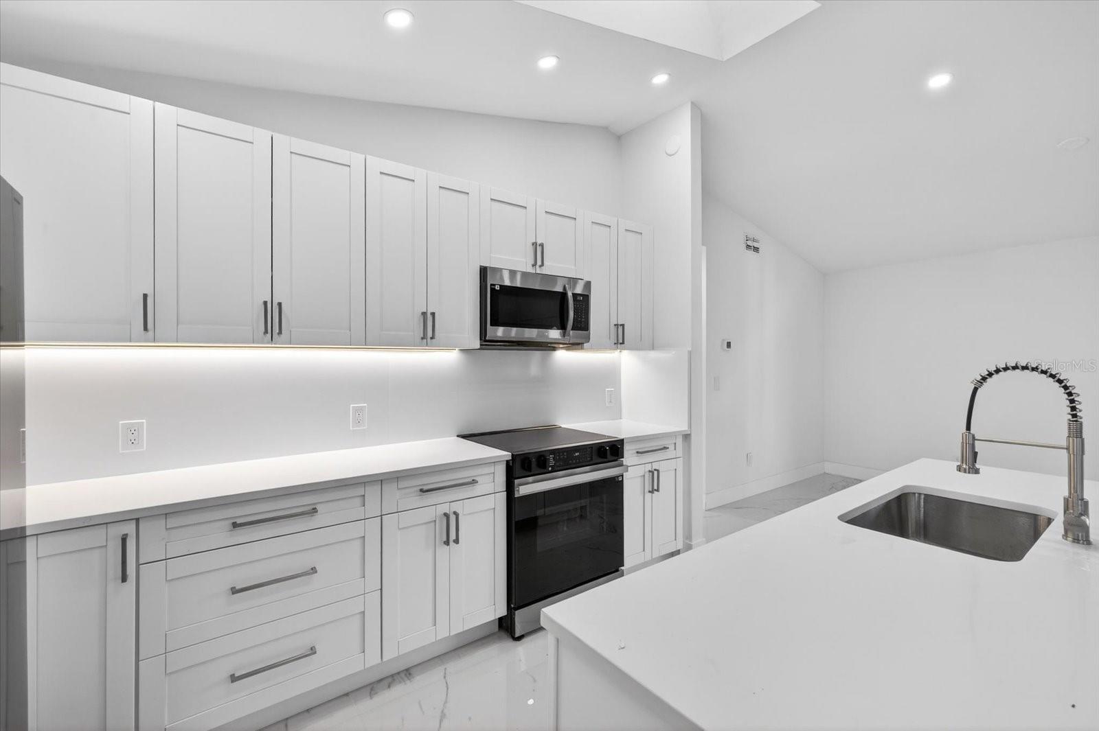 Image 13 of 51 For 8078 Pagoda Drive