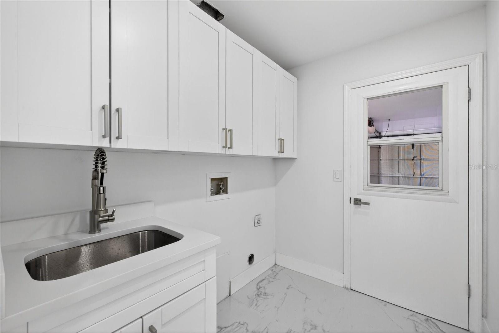 Image 30 of 51 For 8078 Pagoda Drive