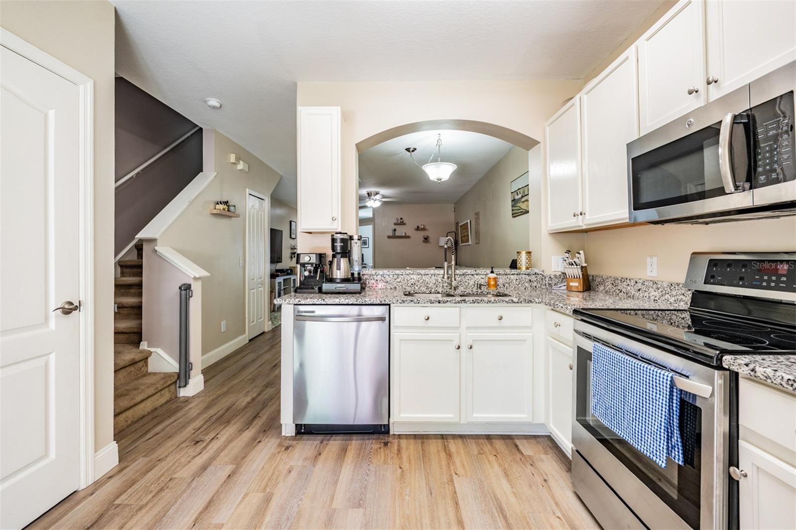 Image 10 of 37 For 5886 Fishhawk Ridge Drive