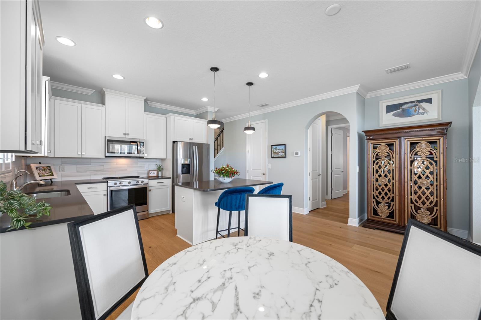 Listing photo id 9 for 19709 Long Lake Ranch Boulevard