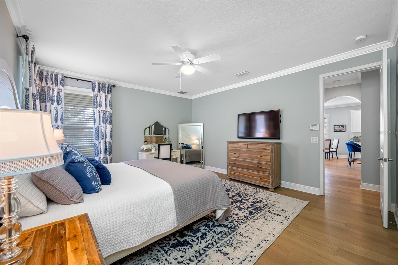 Listing photo id 18 for 19709 Long Lake Ranch Boulevard