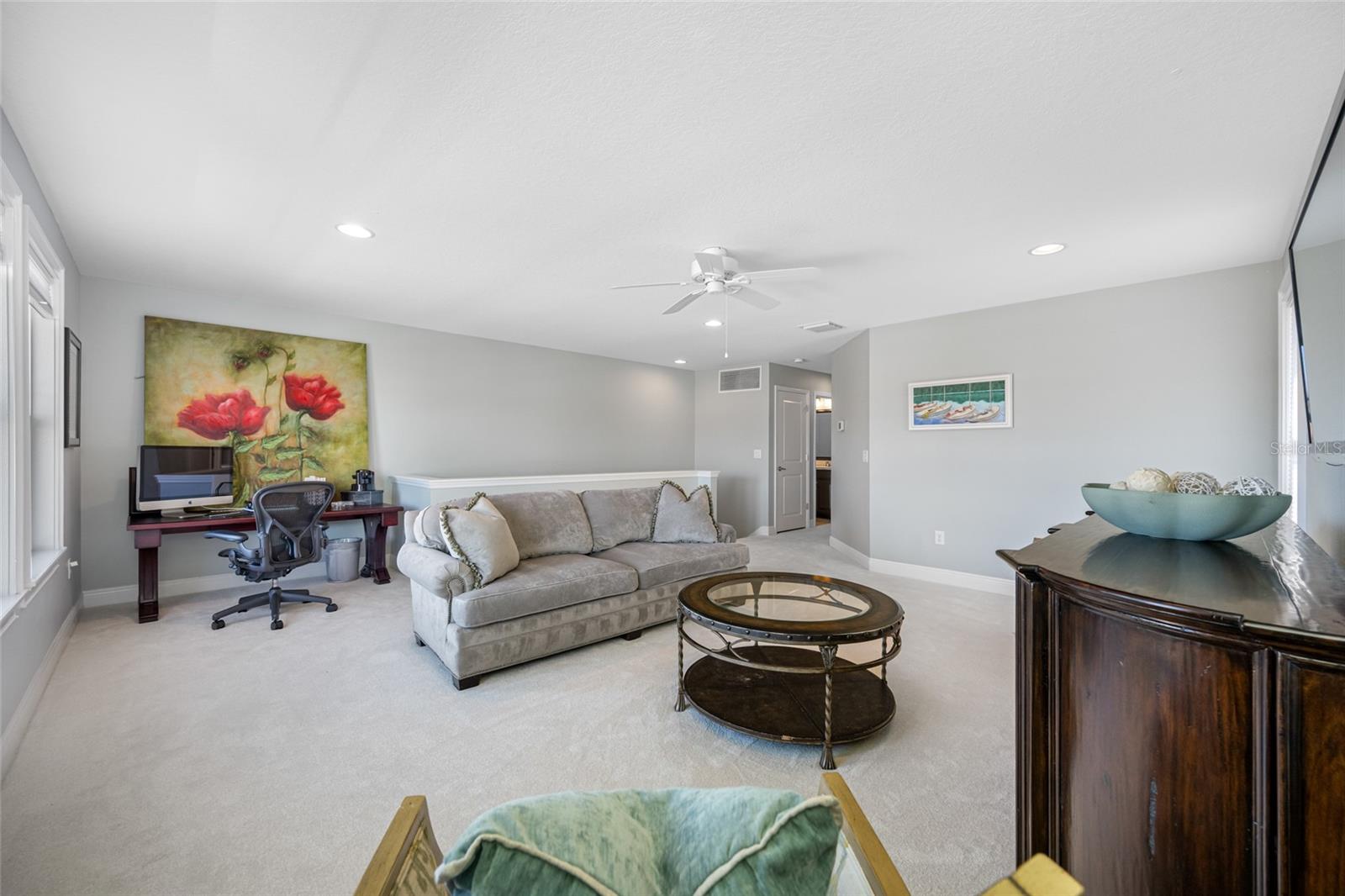 Listing photo id 26 for 19709 Long Lake Ranch Boulevard