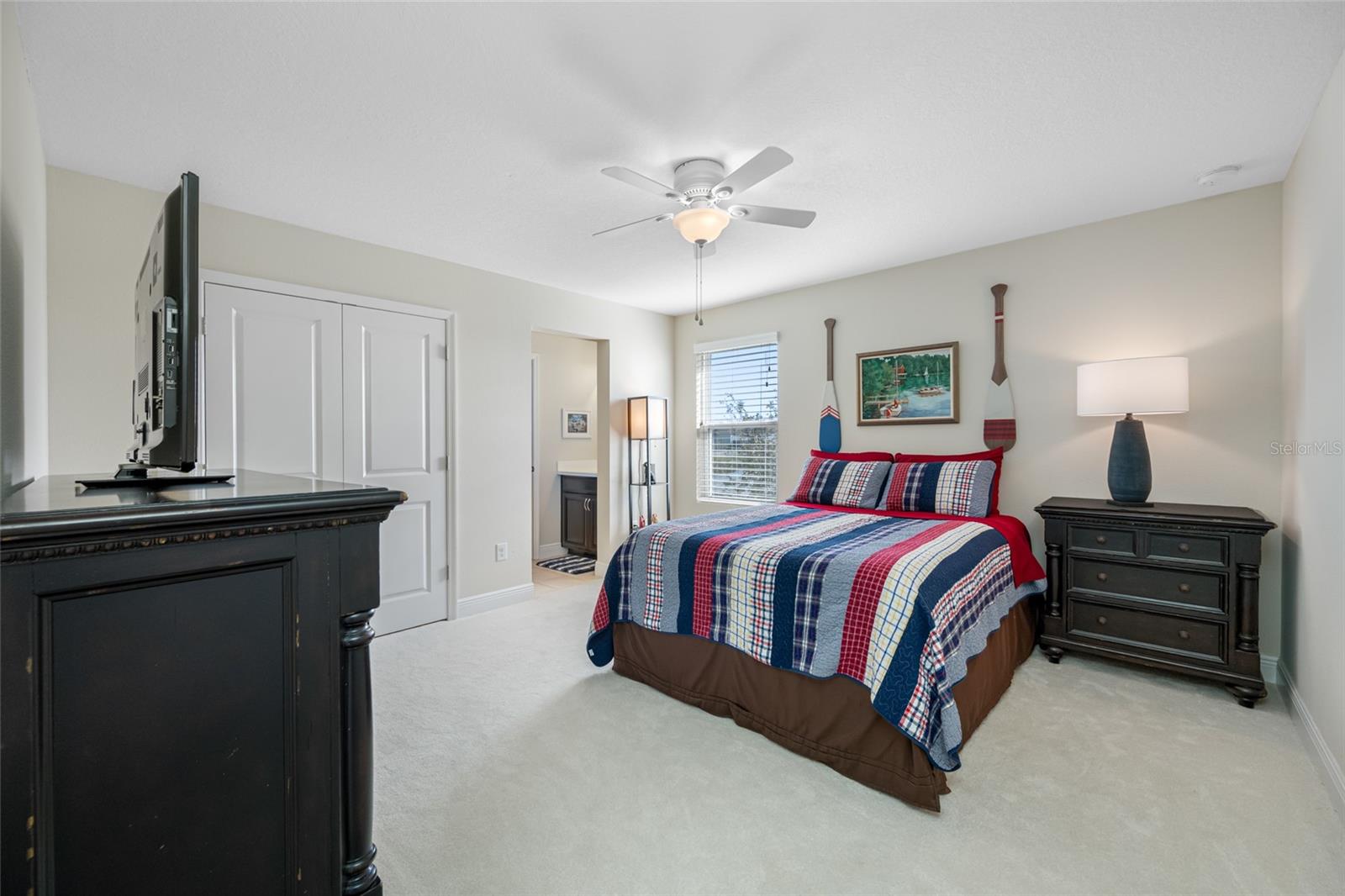 Listing photo id 35 for 19709 Long Lake Ranch Boulevard