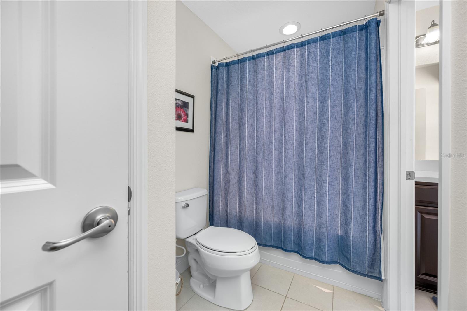 Listing photo id 38 for 19709 Long Lake Ranch Boulevard