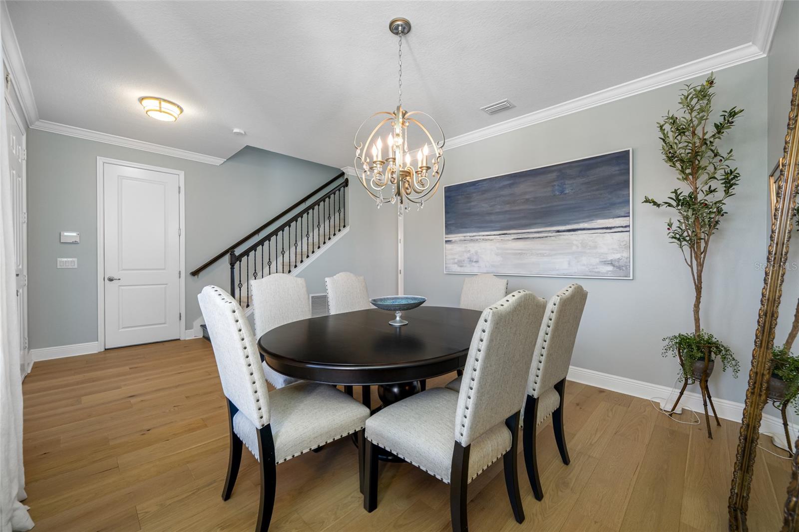 Listing photo id 3 for 19709 Long Lake Ranch Boulevard