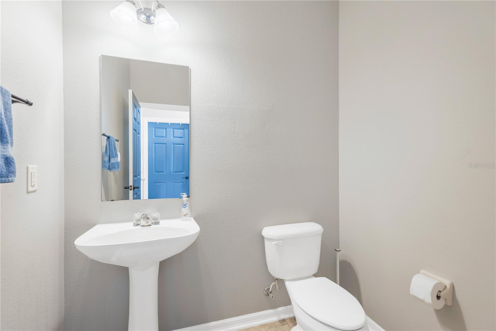 Image 13 of 36 For 18345 Fish Loop