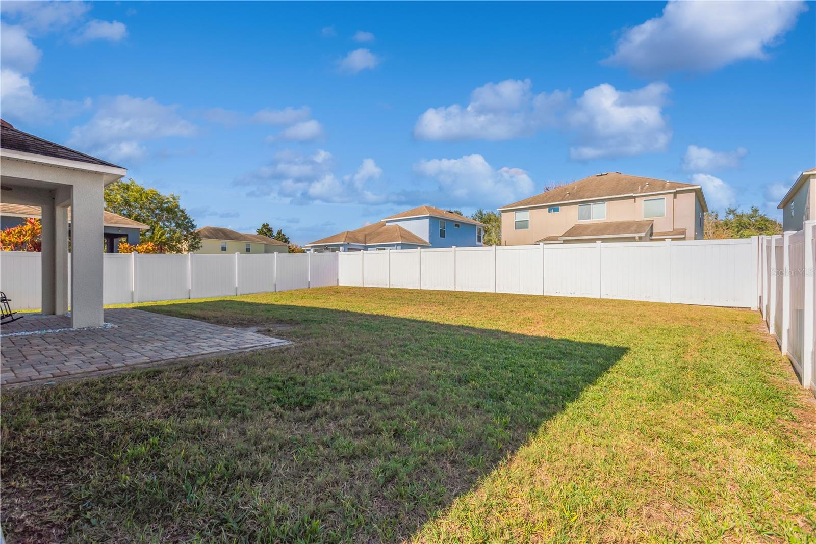 Image 32 of 36 For 18345 Fish Loop