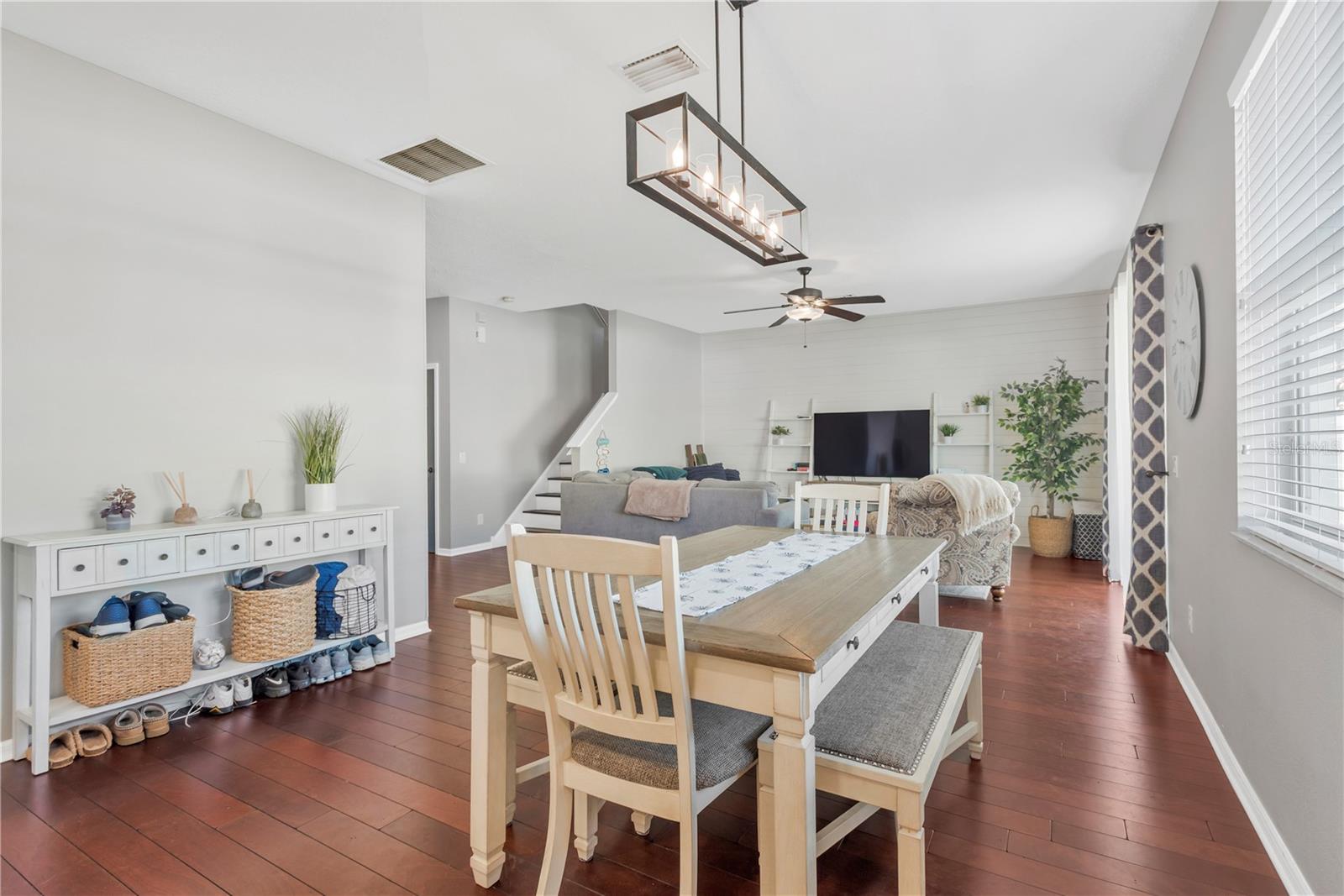 Image 9 of 36 For 18345 Fish Loop