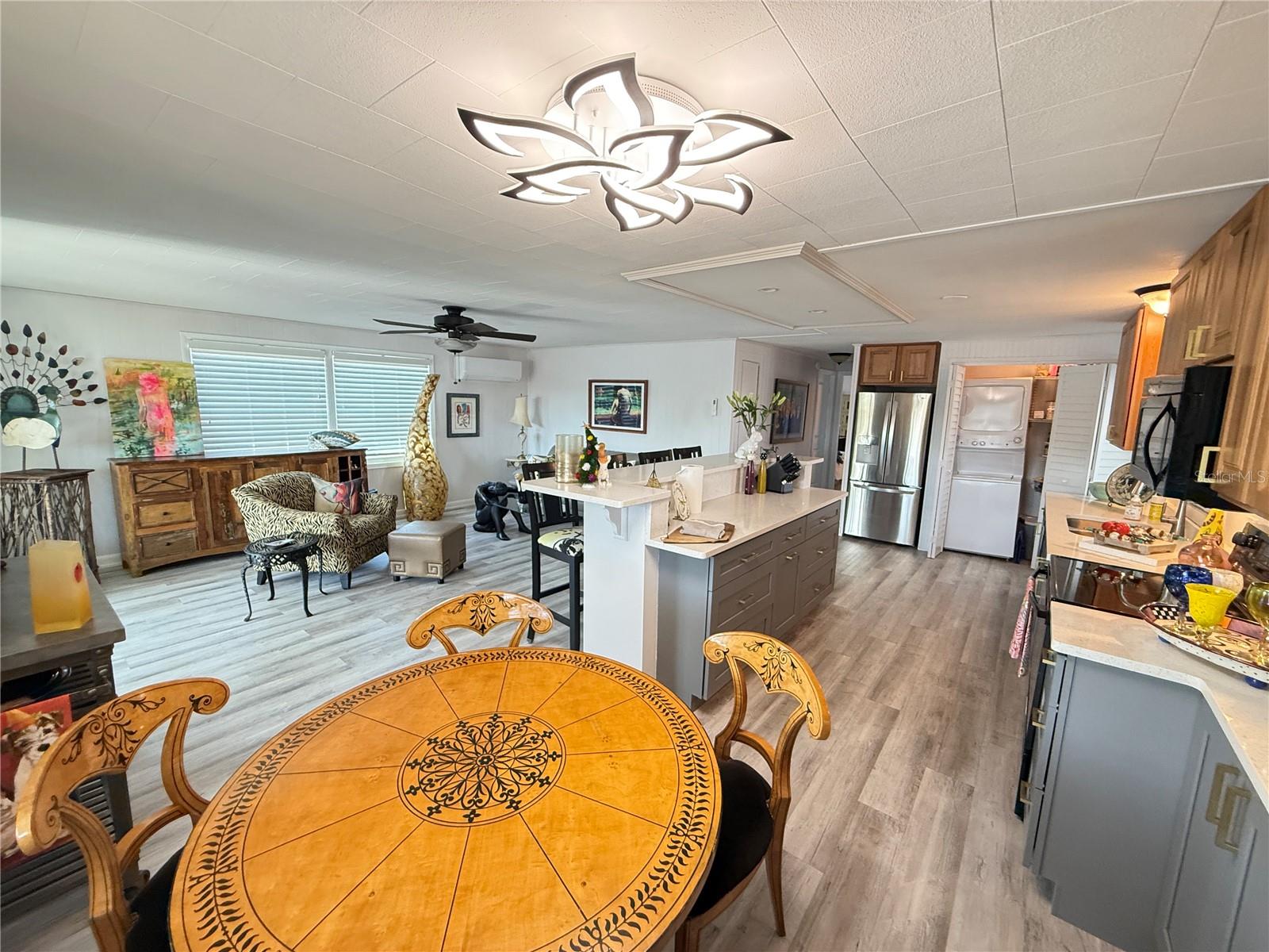 Image 10 of 23 For 622 Mount Oak Avenue Ne 733
