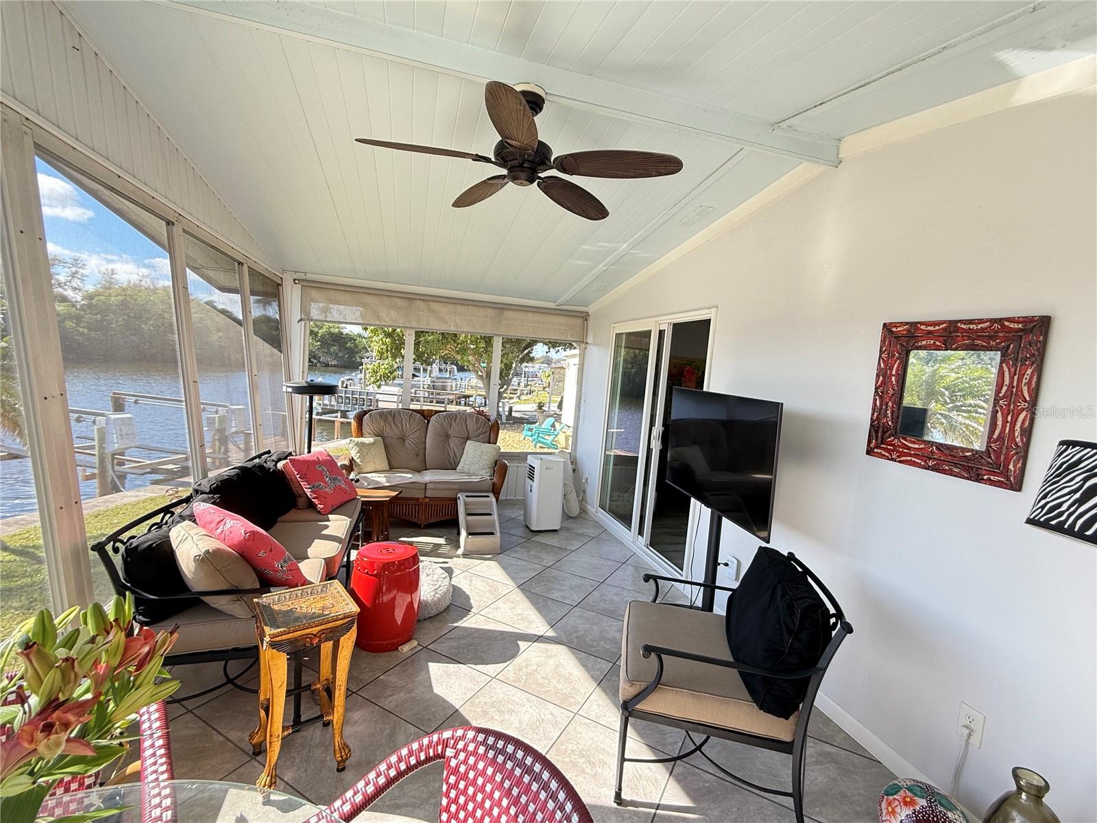 Image 20 of 23 For 622 Mount Oak Avenue Ne 733
