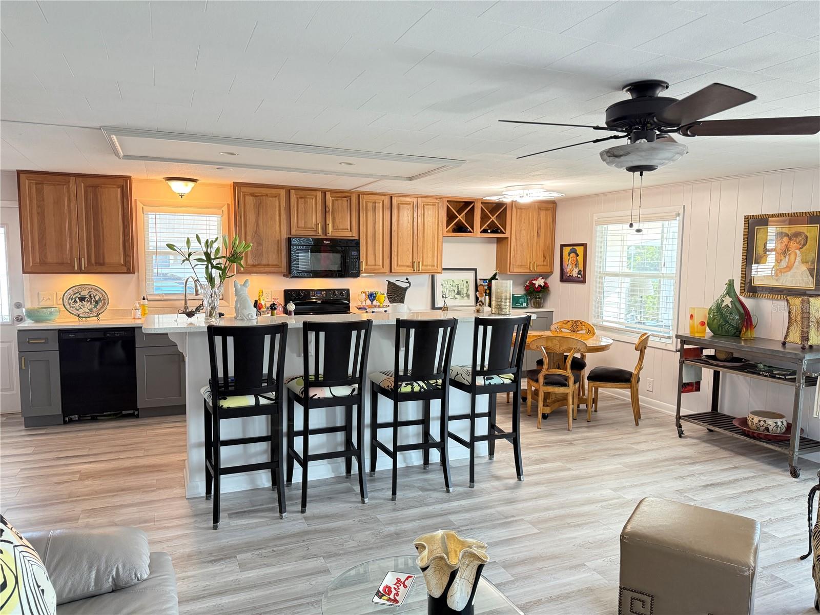 Image 8 of 23 For 622 Mount Oak Avenue Ne 733