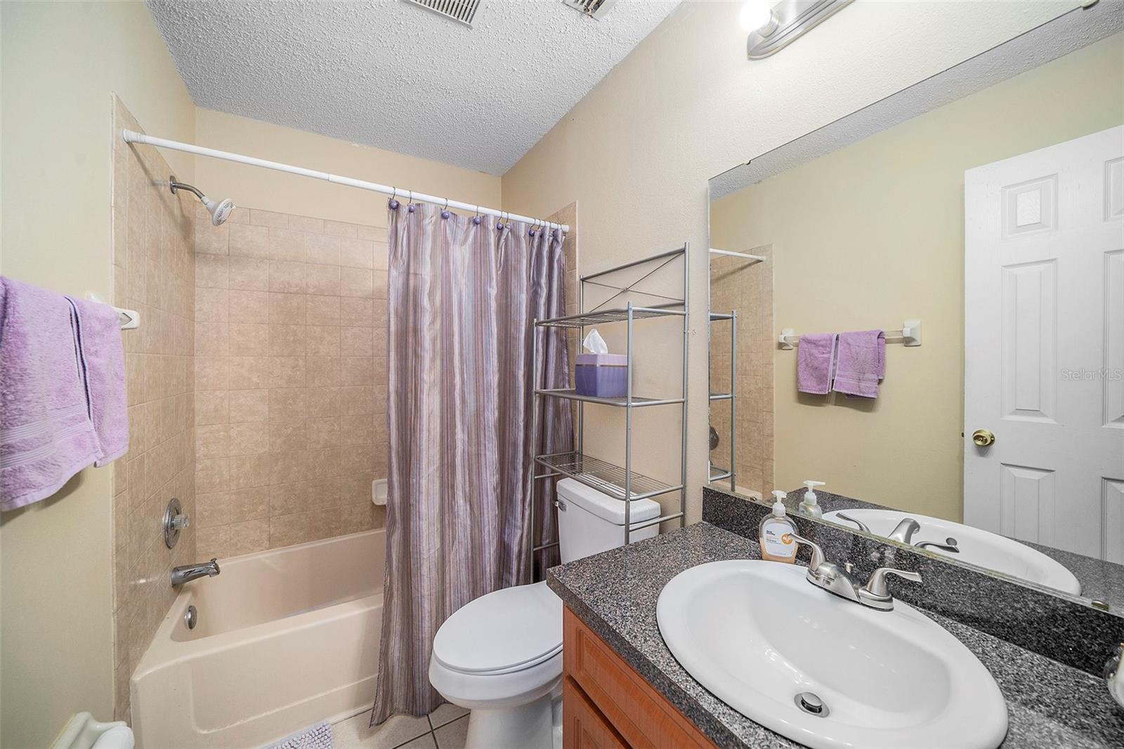 Image 20 of 25 For 4935 Parkway Boulevard