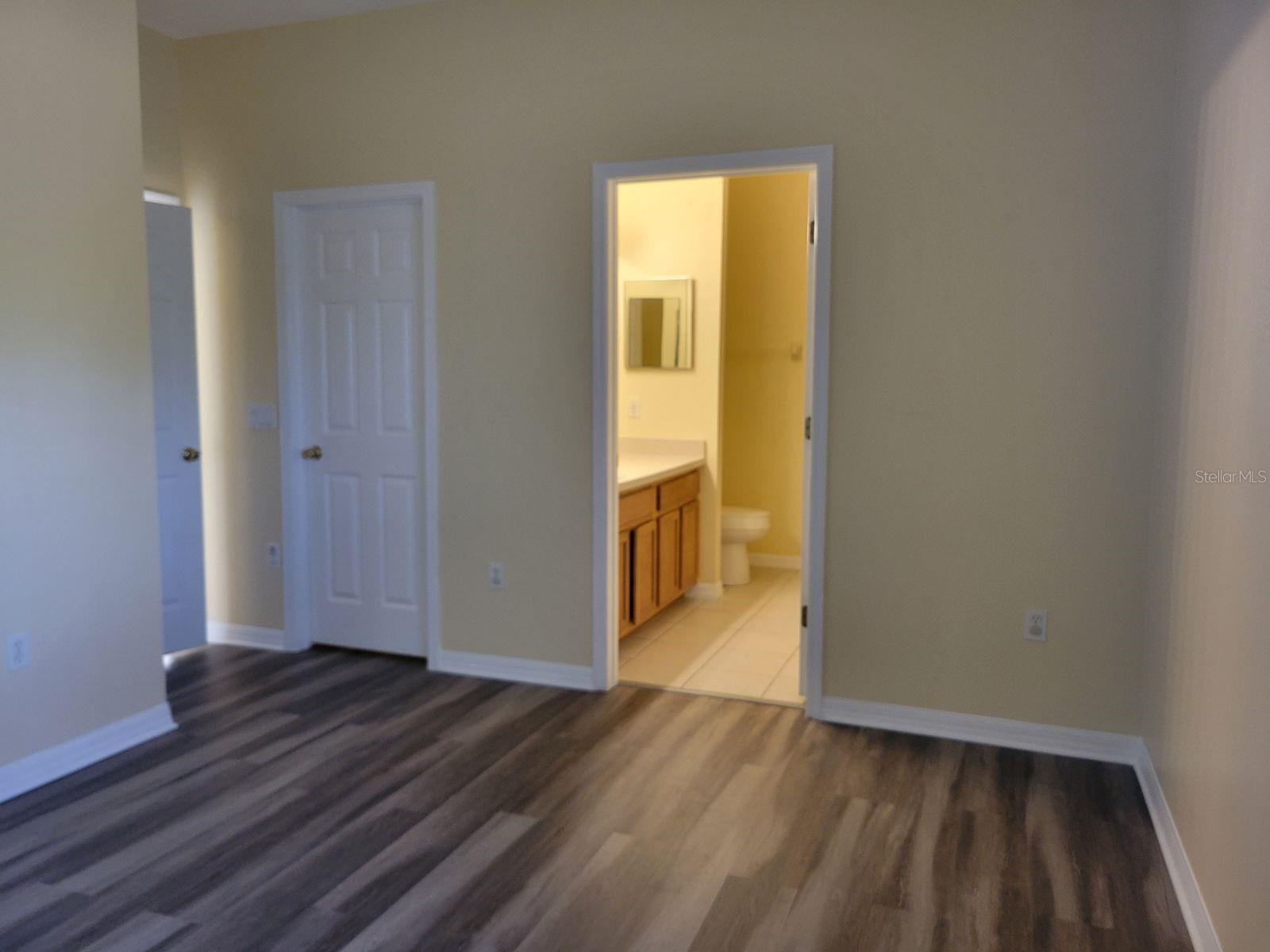 Image 14 of 27 For 7784 75th Street N