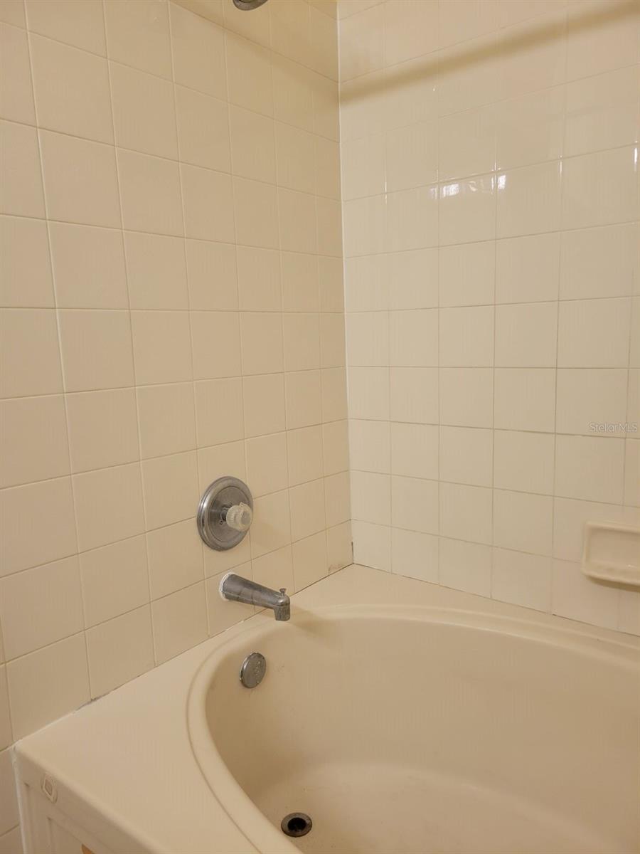 Image 16 of 27 For 7784 75th Street N