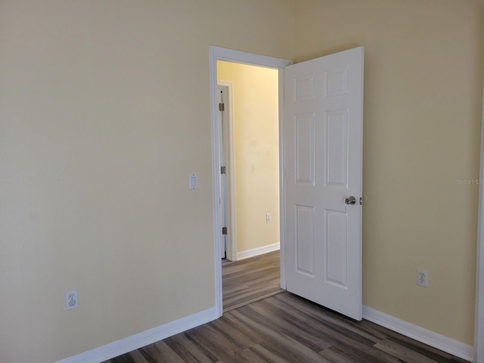 Image 23 of 27 For 7784 75th Street N