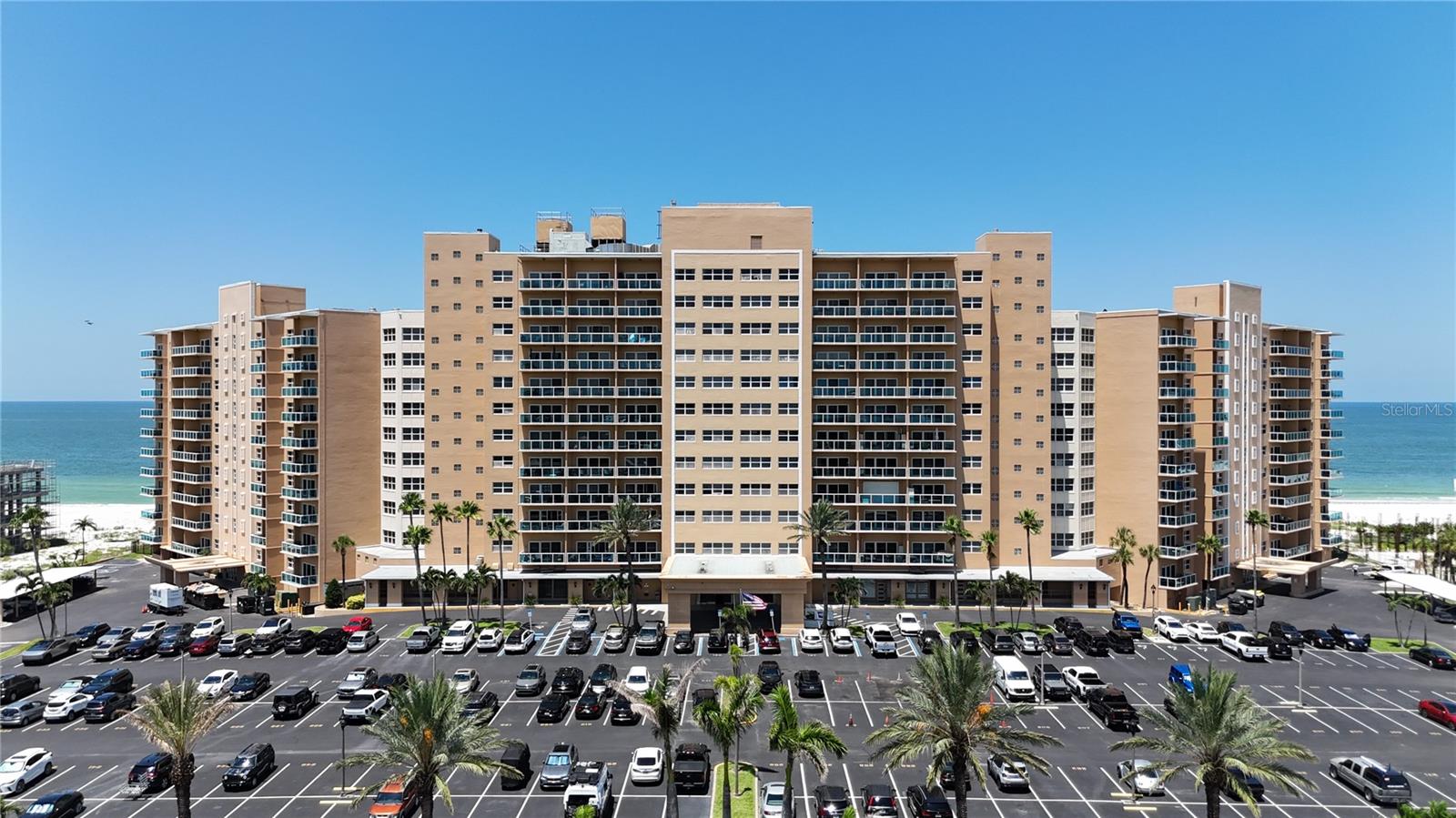 Image 2 of 52 For 880 Mandalay Avenue C808