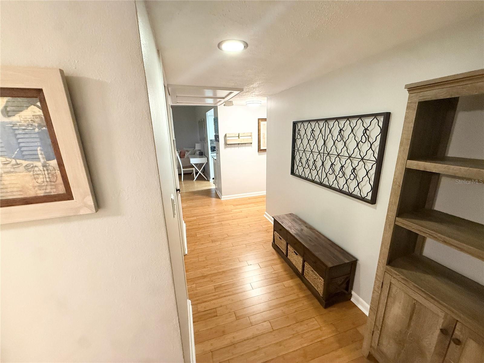 Image 25 of 52 For 880 Mandalay Avenue C808