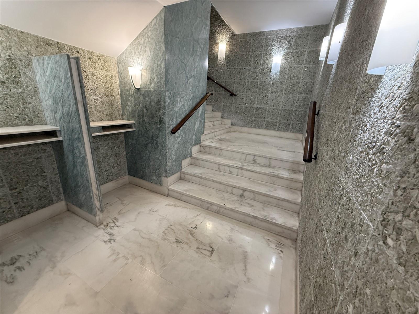 Image 32 of 52 For 880 Mandalay Avenue C808