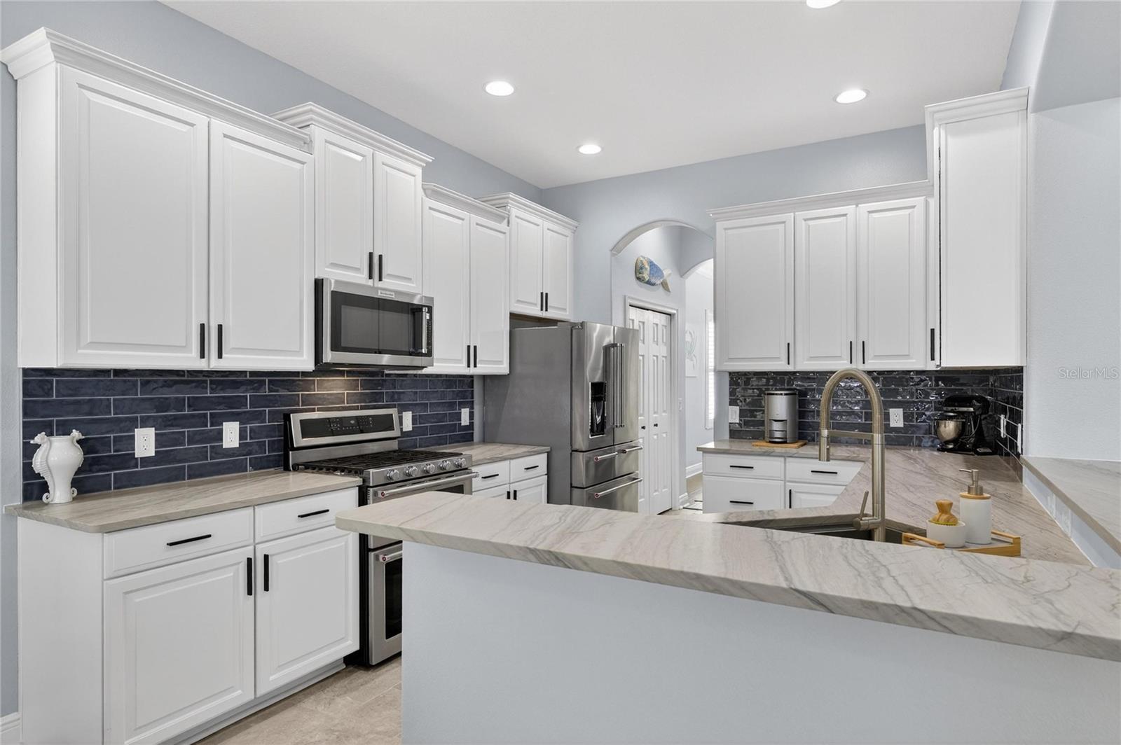 Listing photo id 14 for 5721 Sea Turtle Place