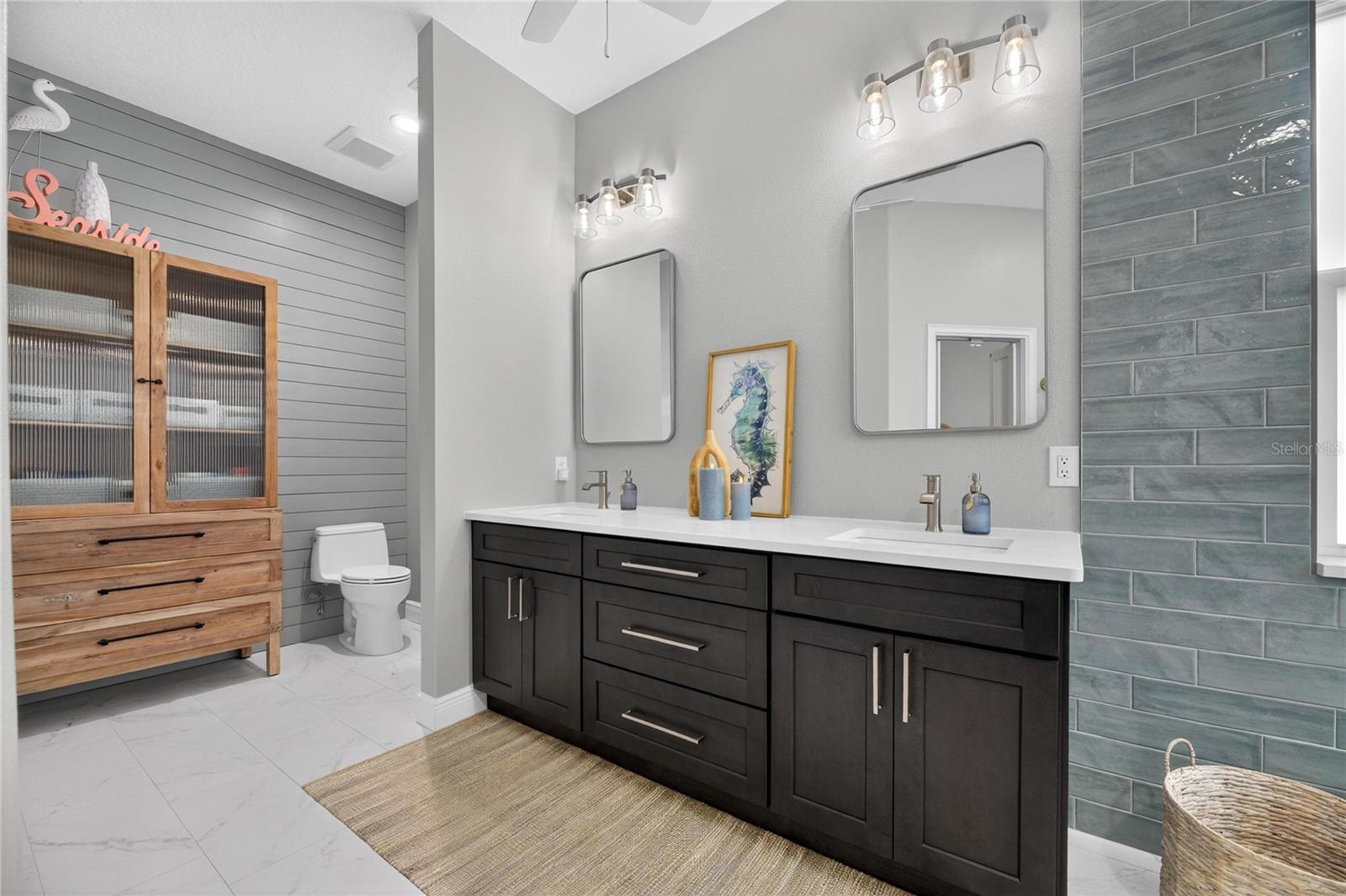 Listing photo id 47 for 5721 Sea Turtle Place