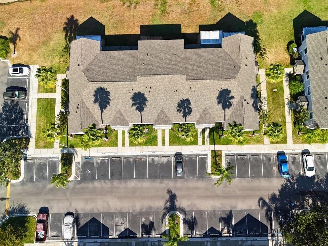 Image 2 of 24 For 417 Kensington Lake Circle