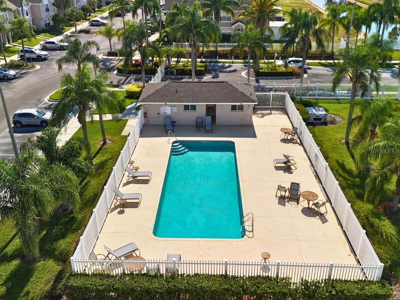 Image 23 of 24 For 417 Kensington Lake Circle