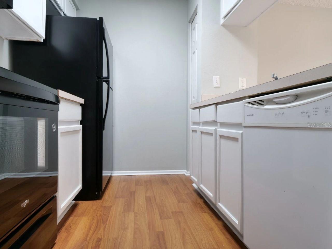 Image 5 of 24 For 417 Kensington Lake Circle