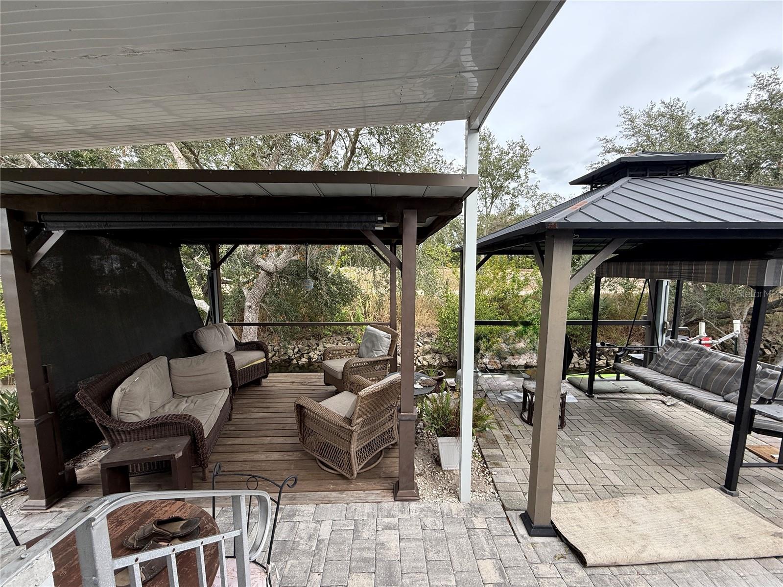 Image 15 of 37 For 221 Saint George Circle