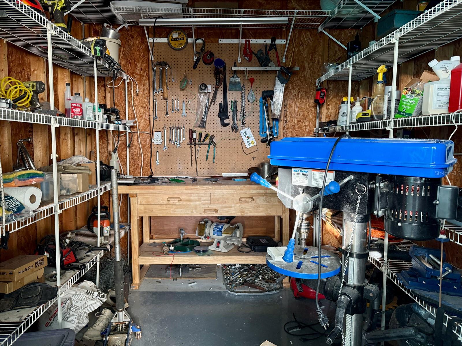 Image 21 of 37 For 221 Saint George Circle