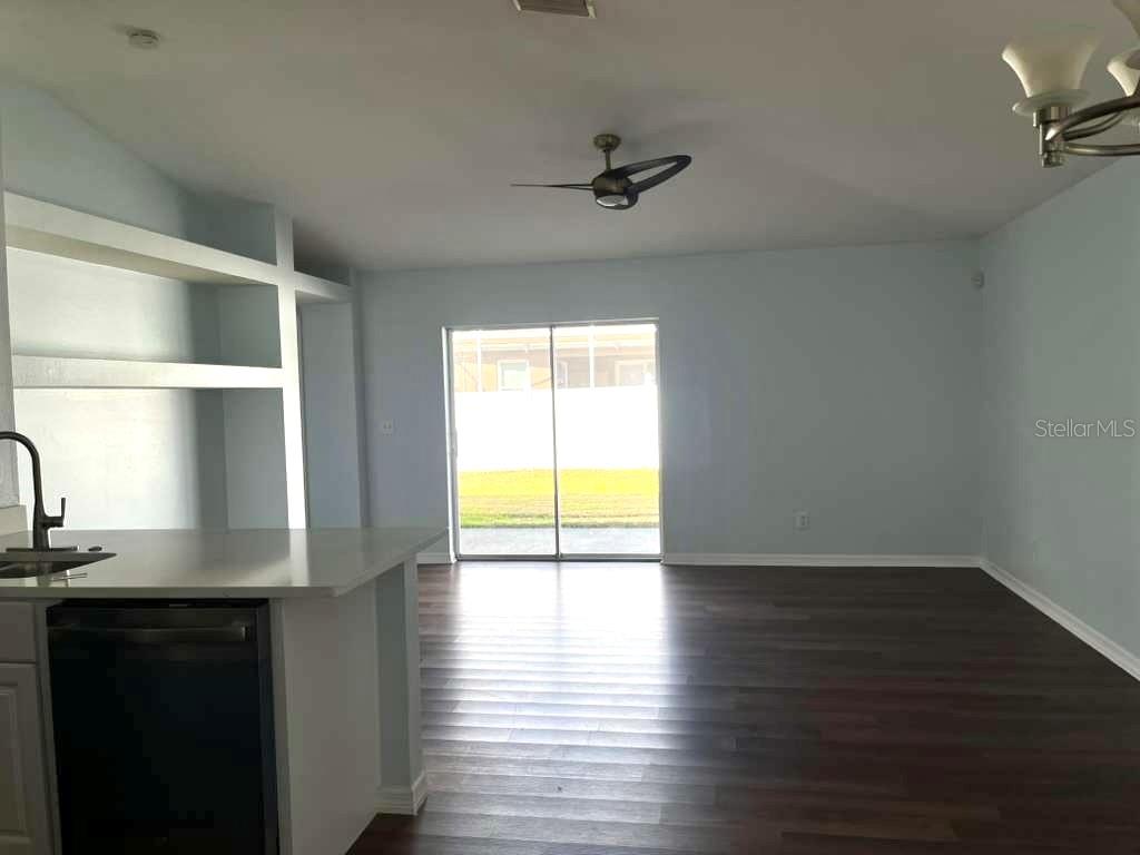 Image 21 of 31 For 10618 Logan Chase Lane