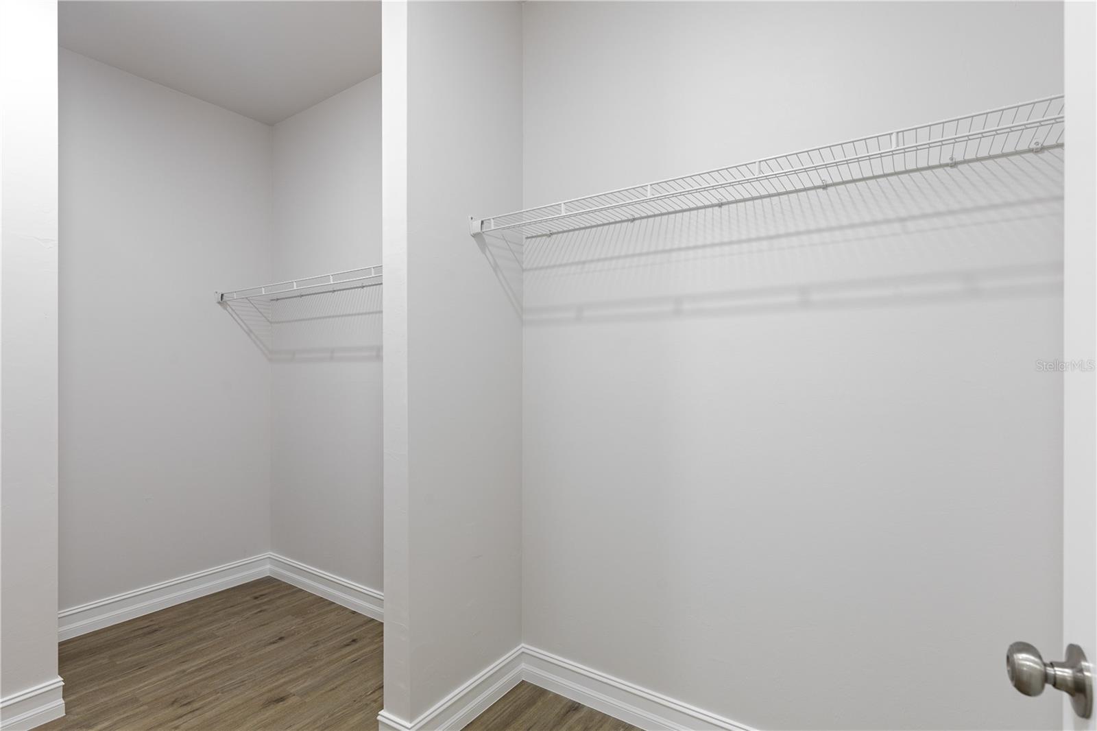 Listing photo id 16 for 521 5th Street