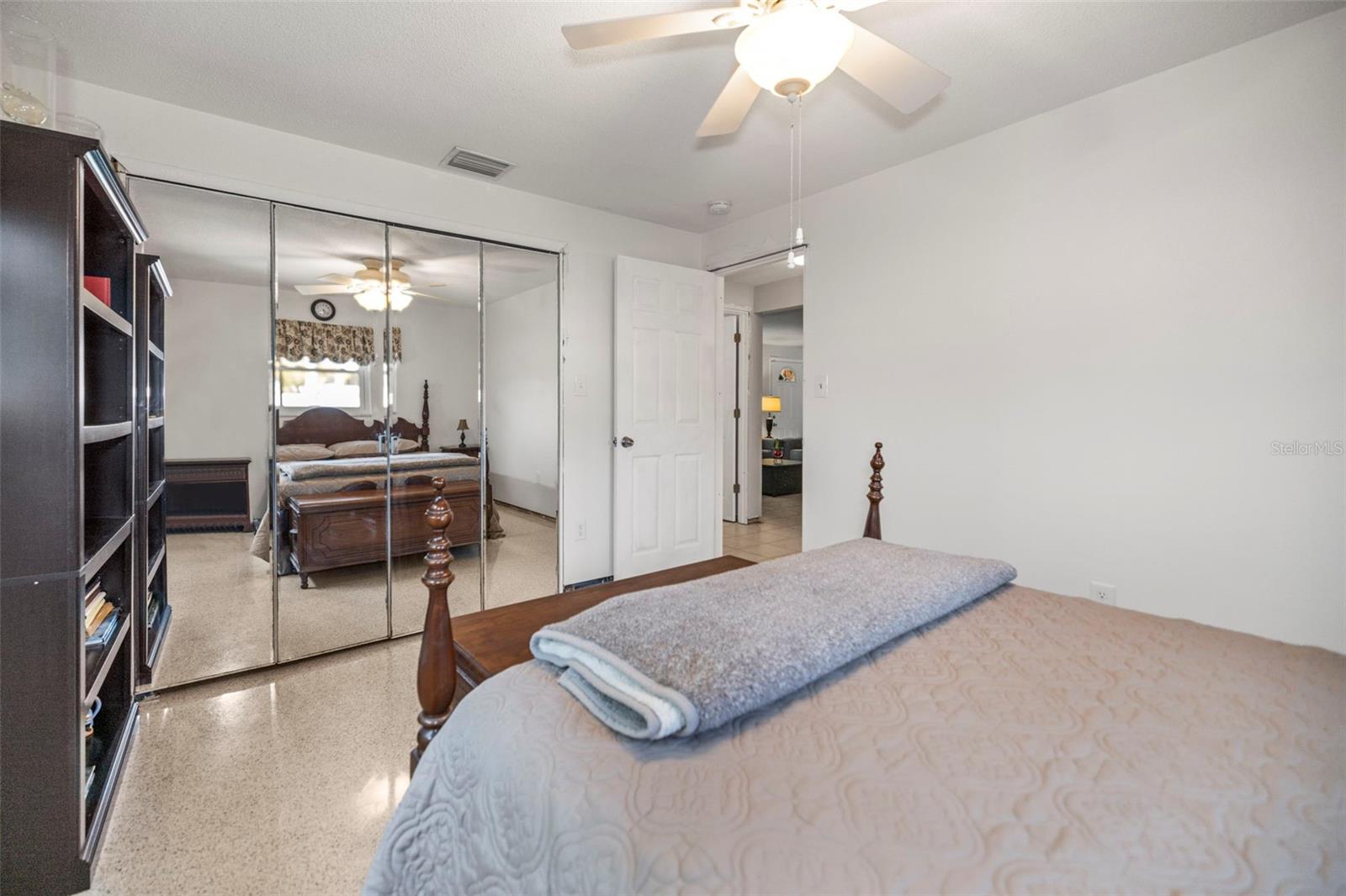 Image 20 of 40 For 54 Nicholas Drive