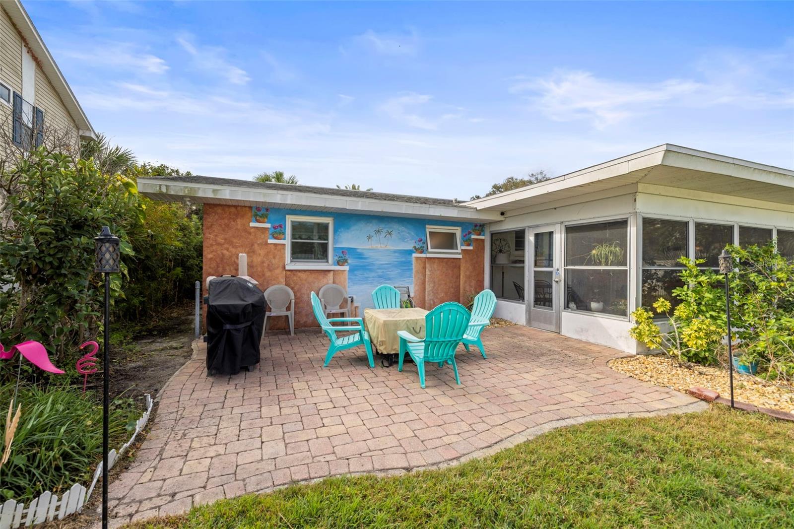 Image 32 of 40 For 54 Nicholas Drive