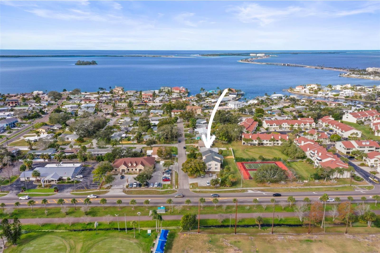 Image 33 of 40 For 54 Nicholas Drive