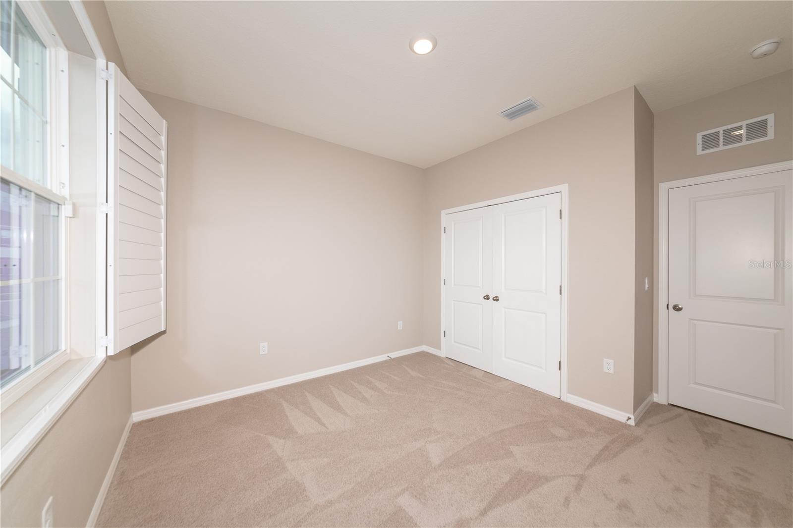 Image 44 of 91 For 16619 Mooner Plank Circle