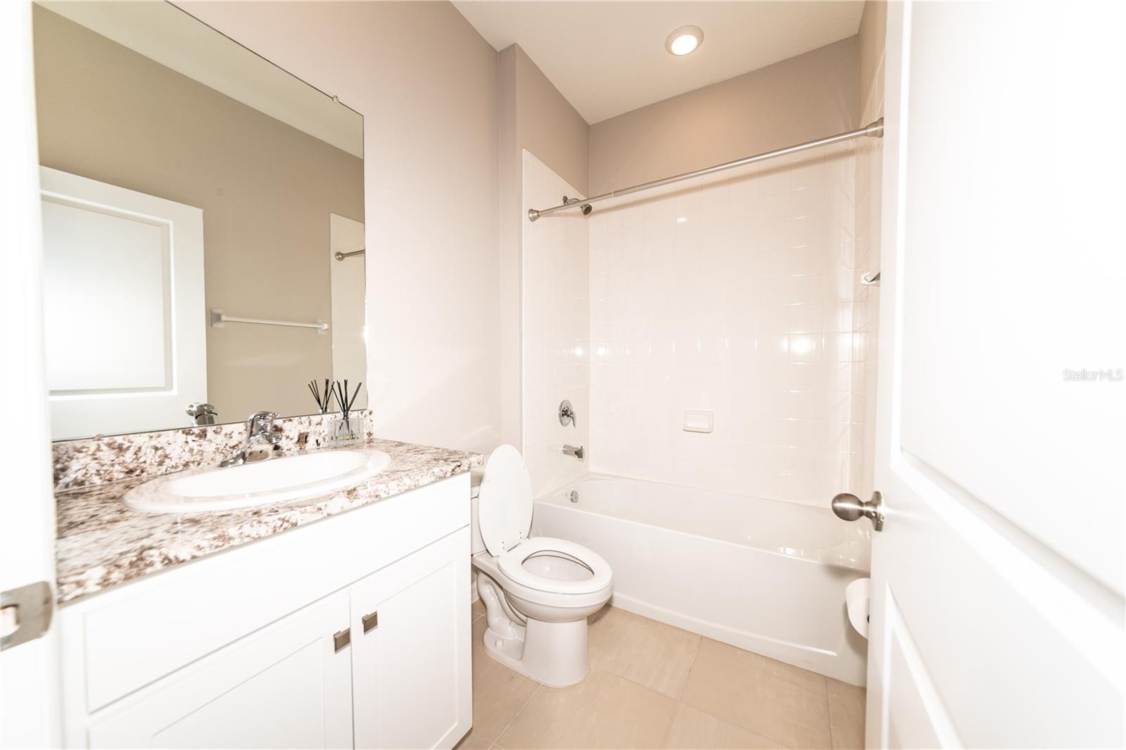 Image 46 of 91 For 16619 Mooner Plank Circle