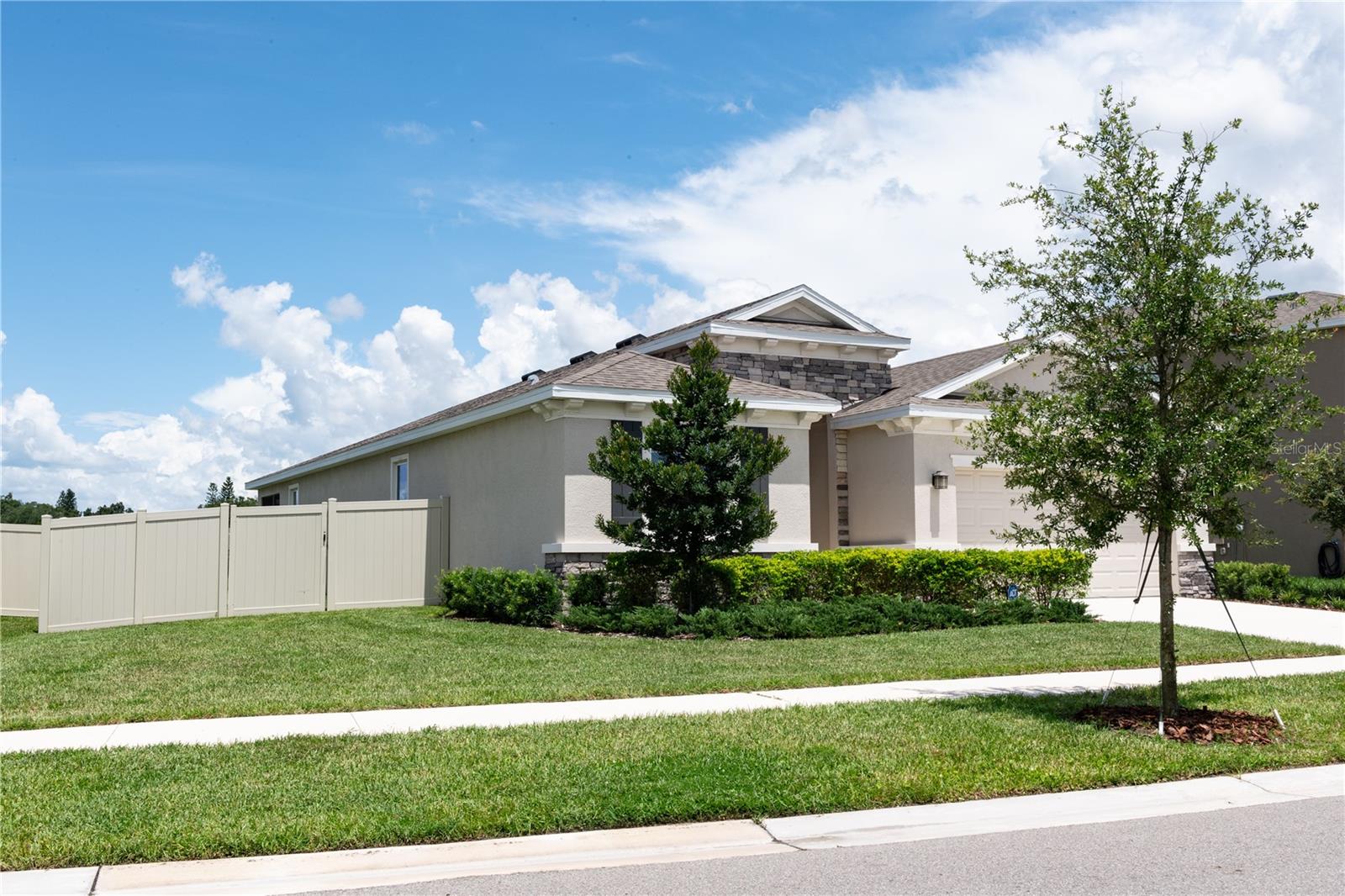 Image 7 of 91 For 16619 Mooner Plank Circle