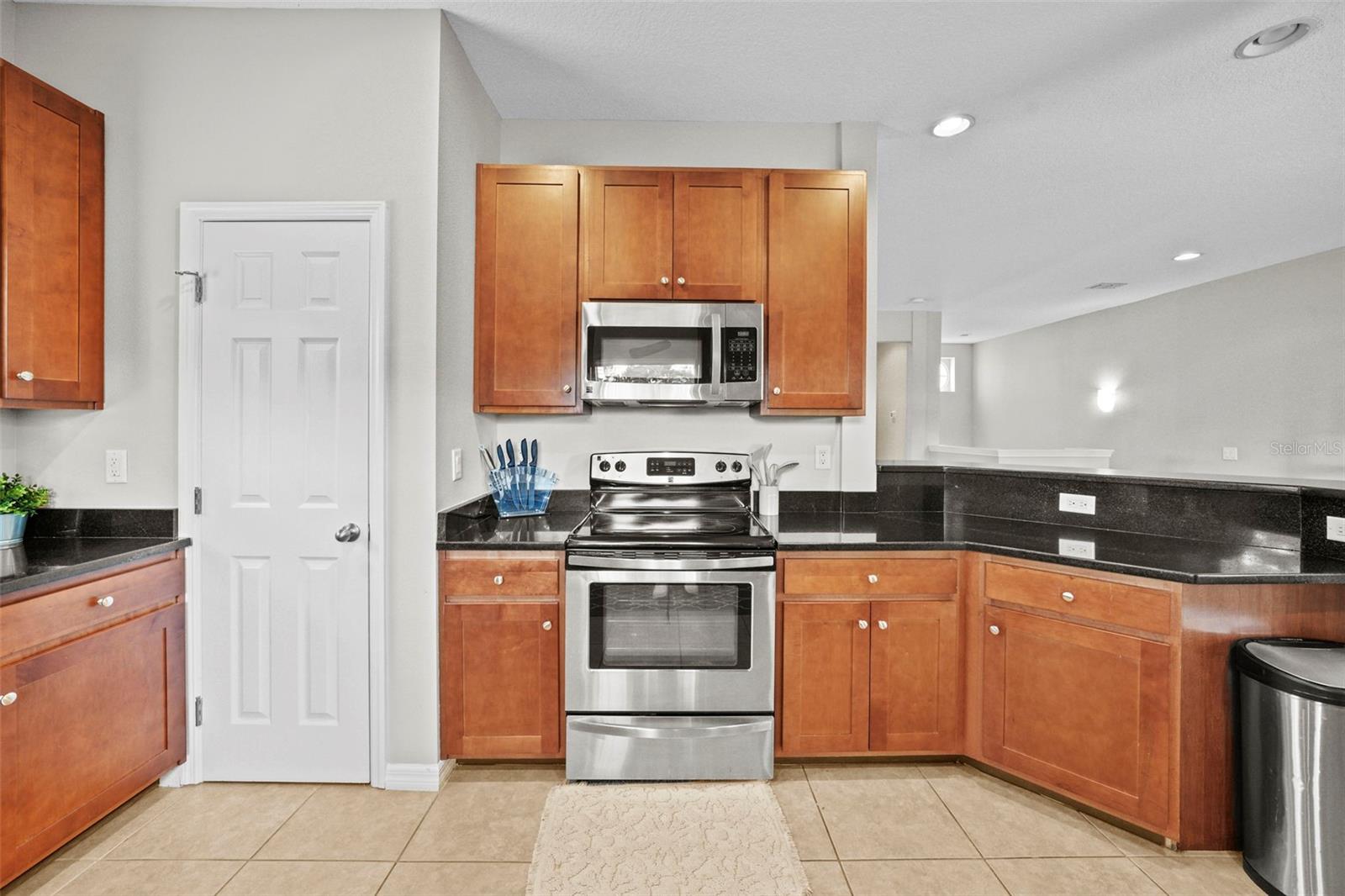 Image 12 of 39 For 3625 Bay Heights Way