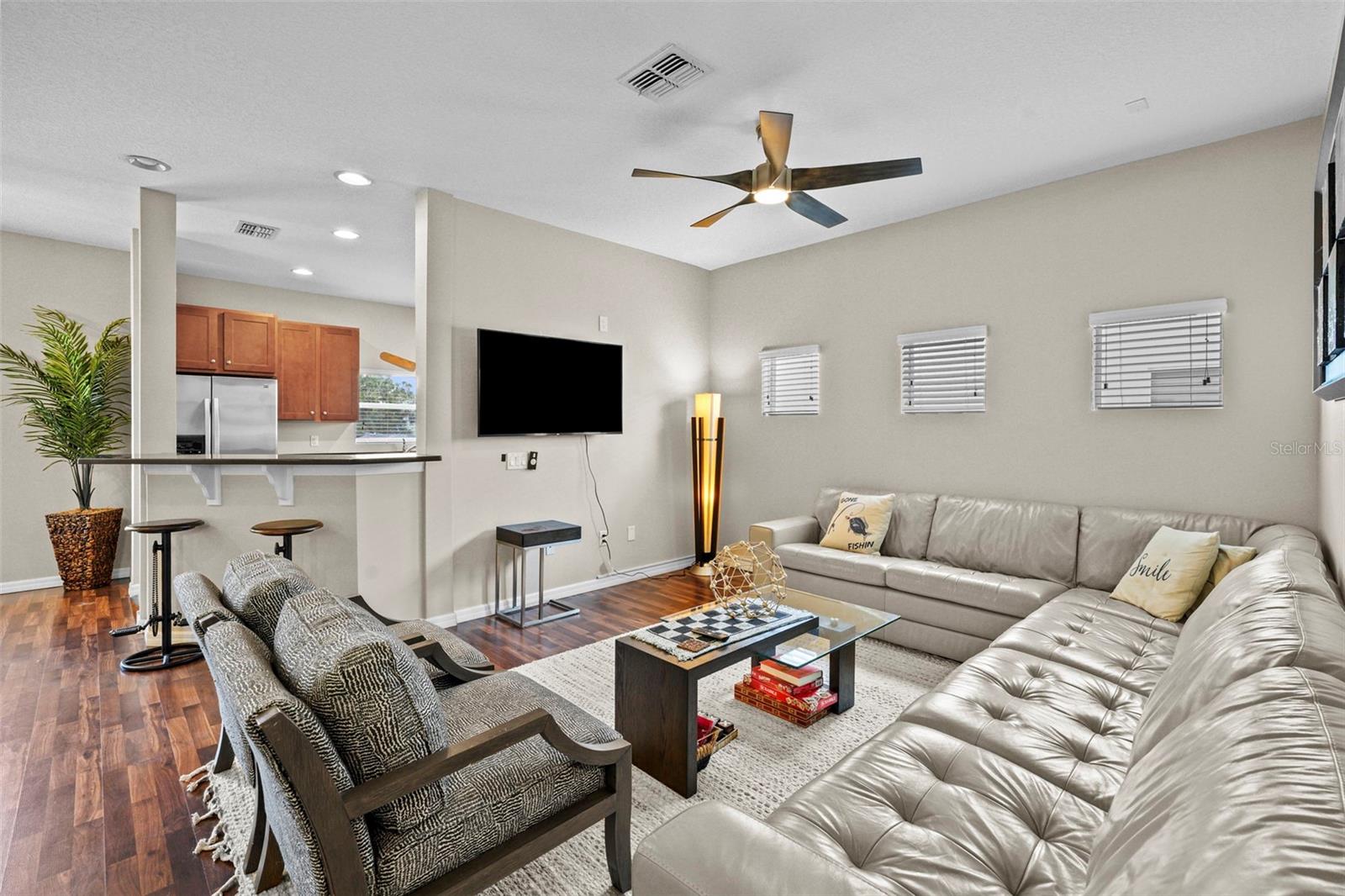 Image 6 of 39 For 3625 Bay Heights Way