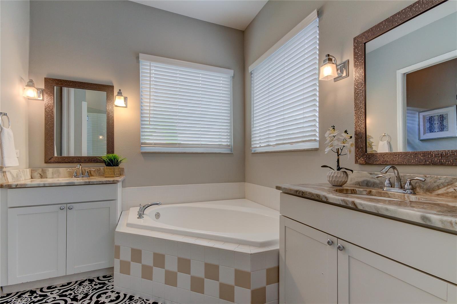 Image 27 of 39 For 4789 Pebble Brook Drive