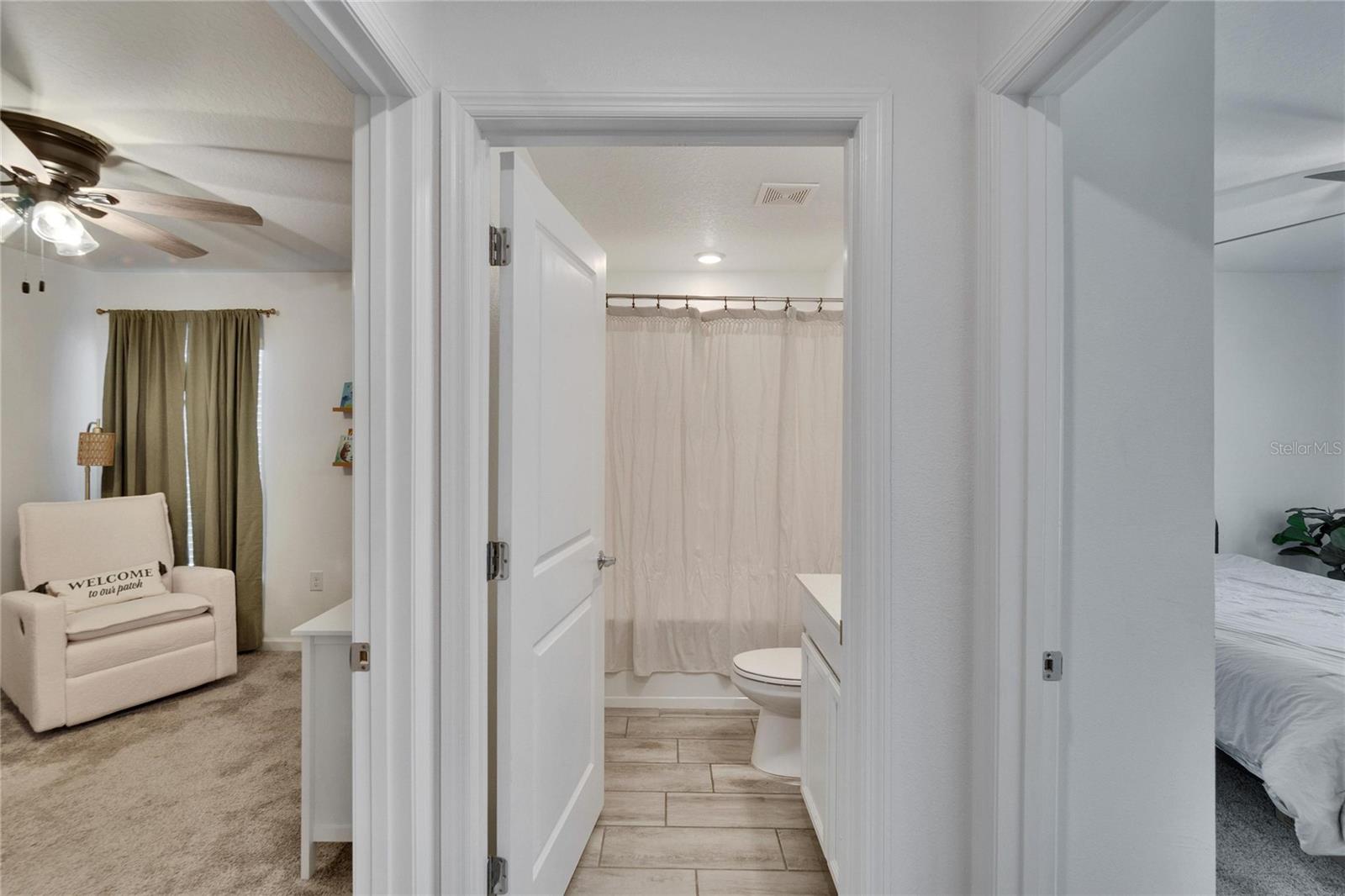 Image 21 of 52 For 272 Pershing Street