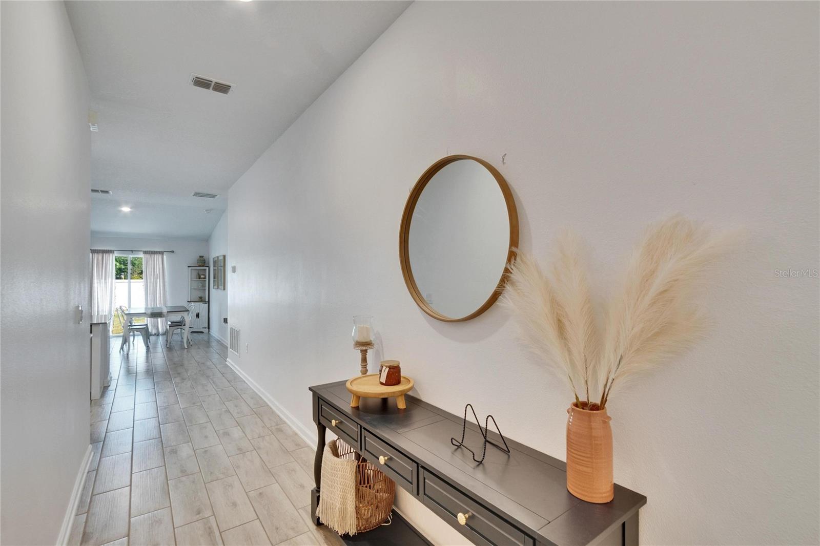 Image 4 of 52 For 272 Pershing Street