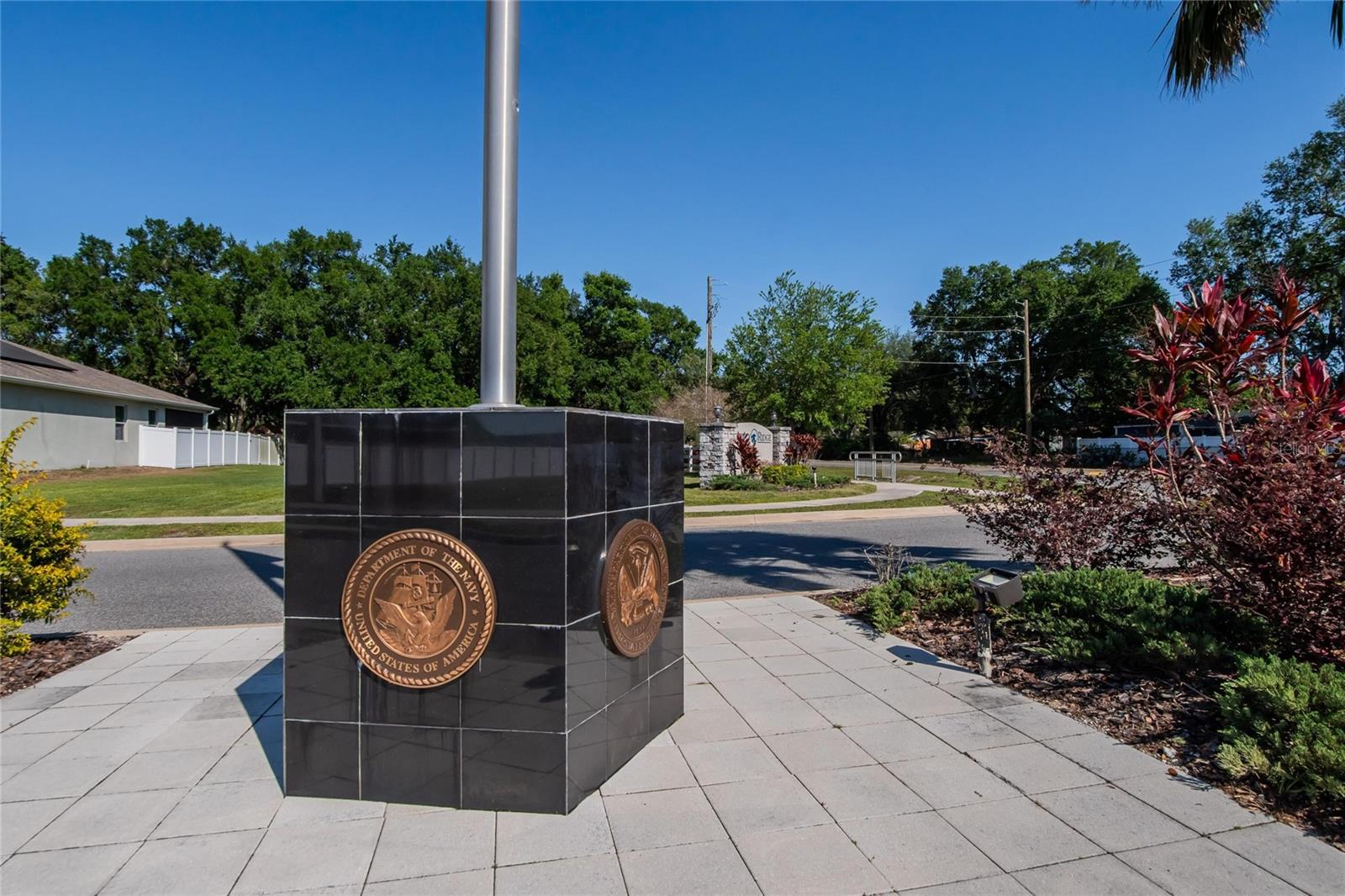 Image 41 of 52 For 272 Pershing Street